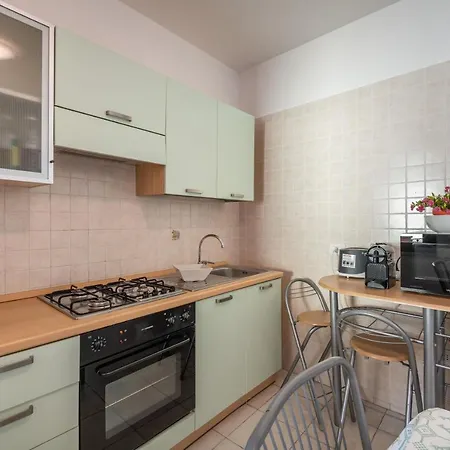 Isabel Apartamento